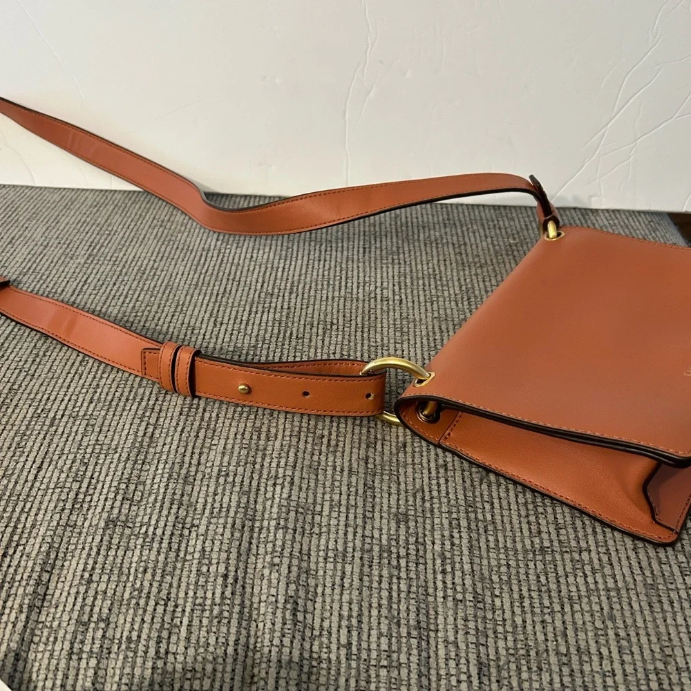 Donna Karan Leather Crossbody Bag adjustable strap - Picture 13 of 16